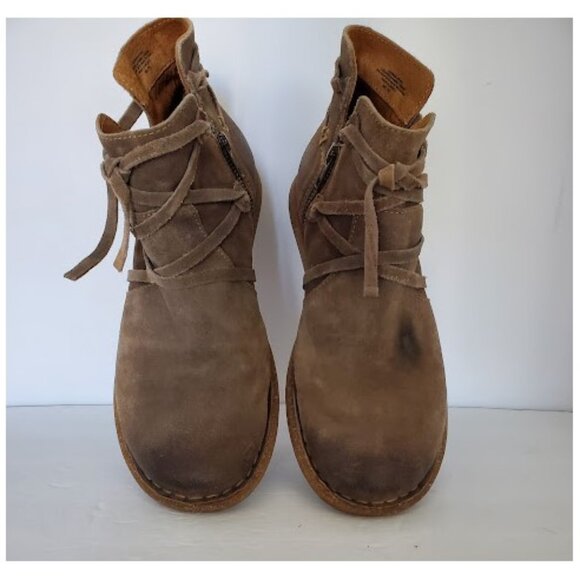 Born Tarkiln Brown Distressed Leather Ankle Boots with Accent Lacing - Size 9.5 - Picture 2 of 11